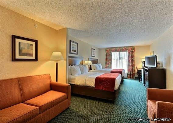 Comfort Suites Canton - Detroit Exterior photo
